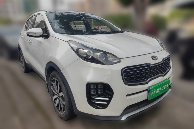 Used Kia KX5 2017 1.6T Automatic Two-Wheel Drive 15th Anniversary Special Edition DLX Front Right 45 Deg