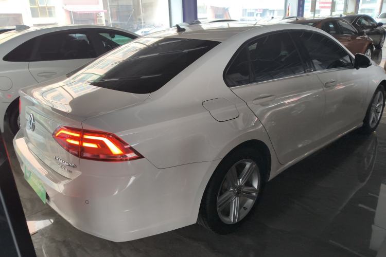 Used Volkswagen Lamando 2015 280TSI DSG Comfort Edition Rear Right 45 Deg