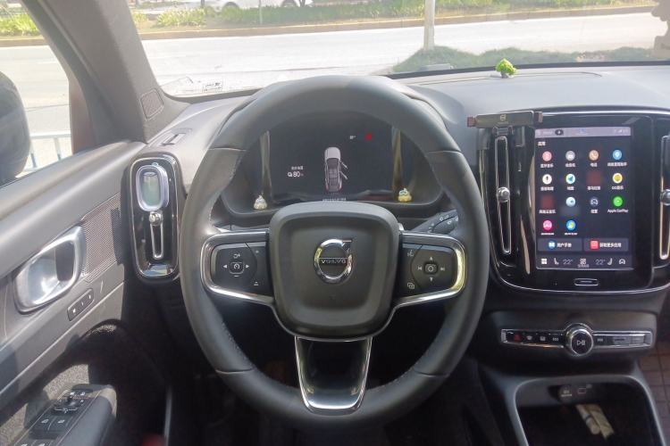 Used Volvo C40 2024 Long-Range Version