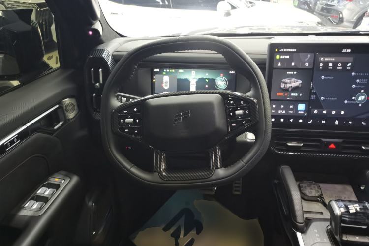 Used JETOUR Traveler 2023 2.0T All-Wheel Drive CrossPRO+