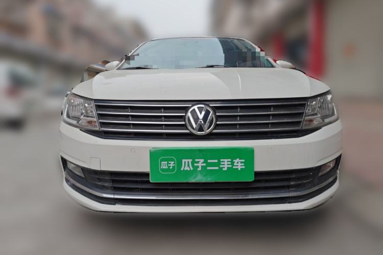 Used Volkswagen Lavida 2017 1.6L Automatic Comfort Edition
