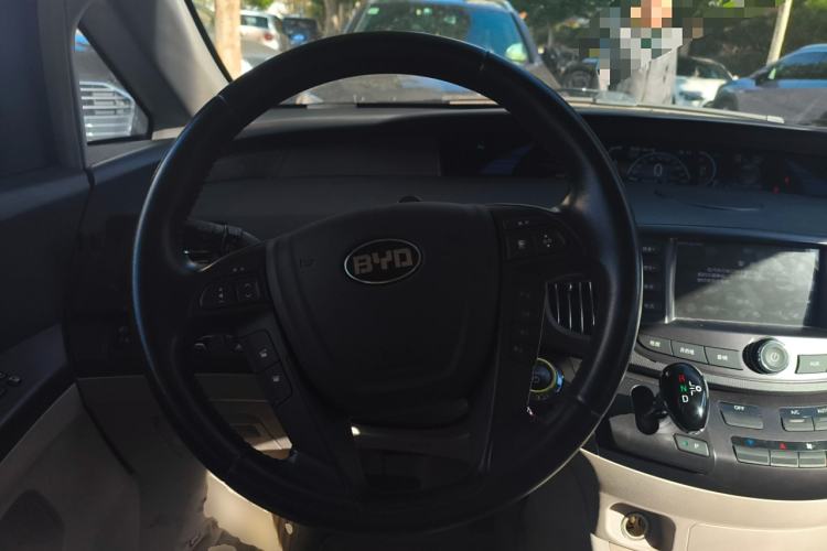 Used BYD e6 2016 400 Elite Edition