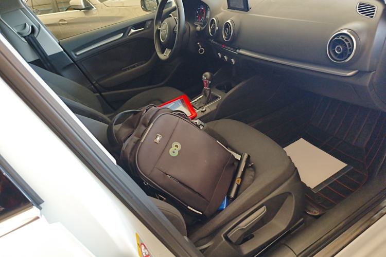 Used Audi A3 2014 Sportback 35 TFSI Automatic Style Edition Right Front Seat