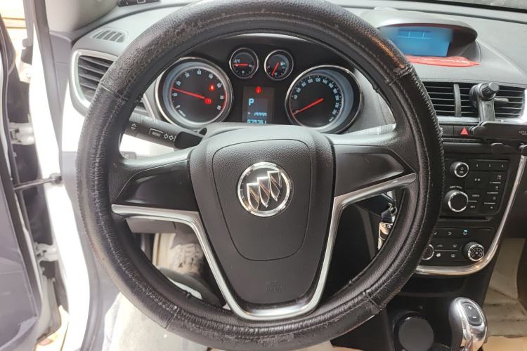 Used Buick Encore 2014 1.4T Automatic Two-Wheel Drive Urban Elite Model Steering Wheel