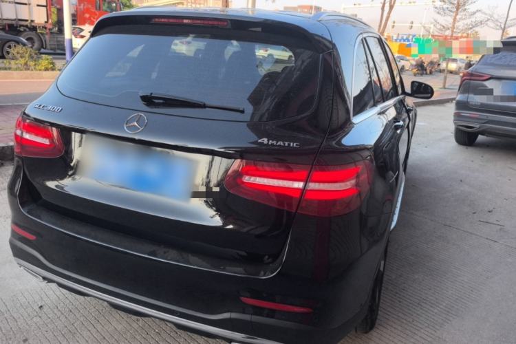 Used Mercedes-Benz GLC 2018 Facelift GLC 260 4MATIC Luxury Edition