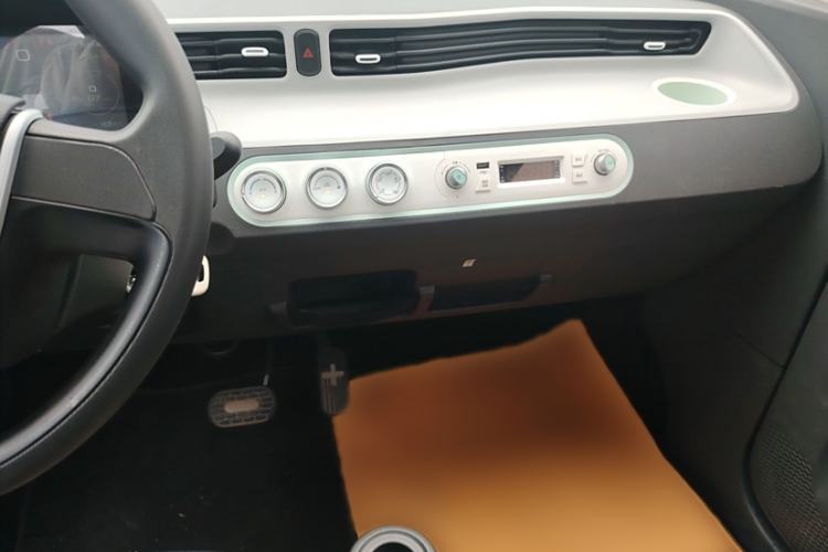 Used Wuling Hongguang MINIEV 2021 Macaron Fashion Model Lithium Iron Phosphate