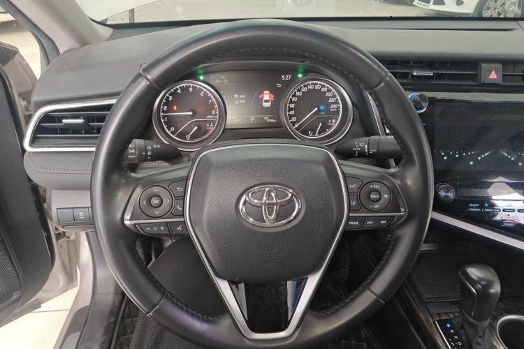 Used Toyota Camry 2019 2.5G Luxury Edition China VI Standard
