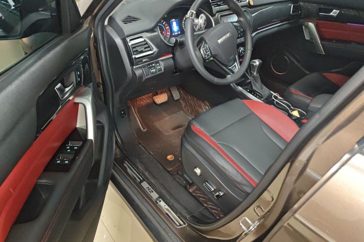 Used Haval H2 2017 Blue Label 1.5T Automatic Two-Wheel Drive Luxury Model Driver Seat