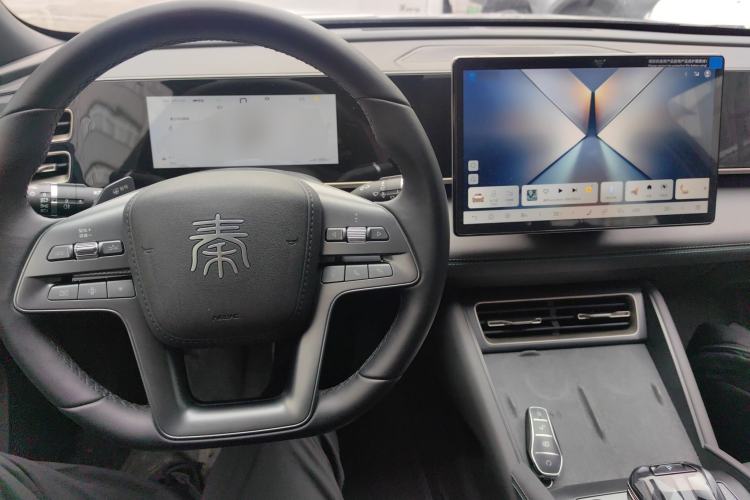 Used BYD Qin L 2025 DM-i Smart Drive 120KM Superior Model
