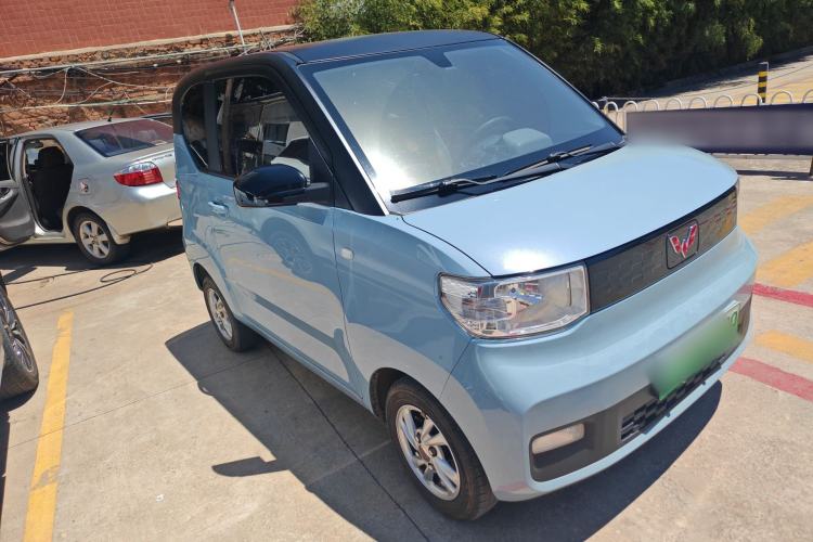 Used Wuling Hongguang MINIEV 2020 Enjoy Edition Lithium-Ion Battery Front Right 45 Deg