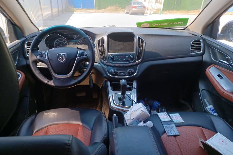 Used Baojun 560 2016 1.8L iAMT Elite Edition