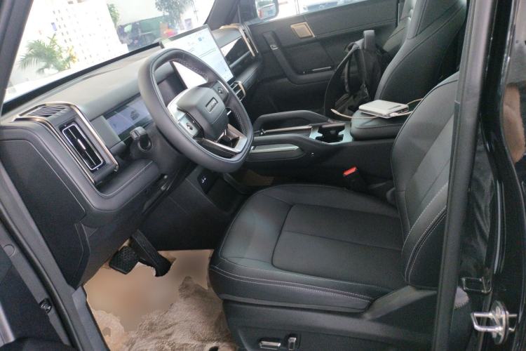 Used iCAR 03T 2024 520km Two-Wheel Drive Long-Range Version Left Front Seat