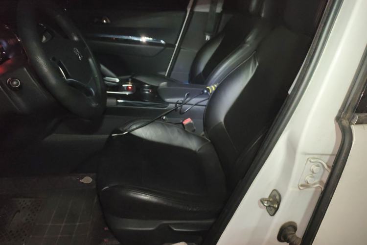 Used Peugeot 3008 2015 2.0L Automatic Classic Edition
