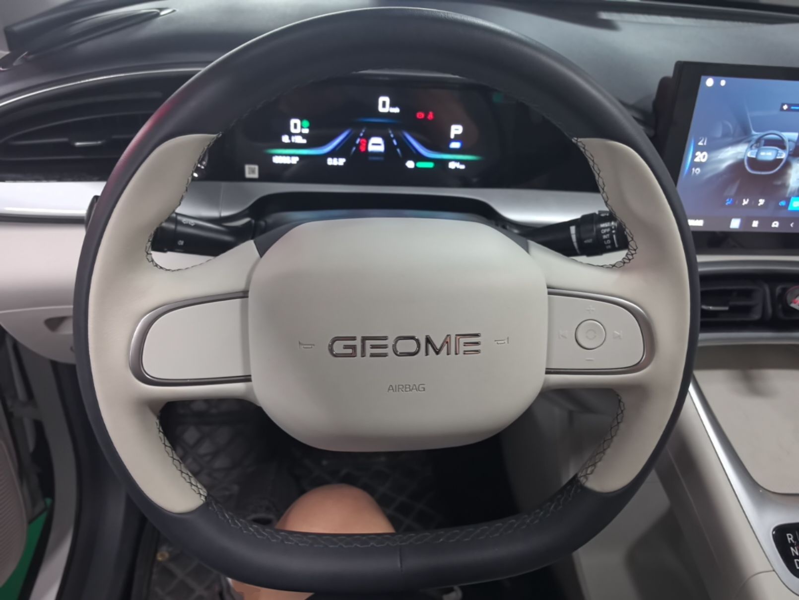 Geely Galaxy Geome 2026 Model 310km Youth Edition — снимка 13