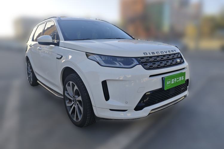 Used Land Rover Discovery Sport 2022 Revised Version 249 PS R-Dynamic S Performance Edition 5 Seats Front Right 45 Deg