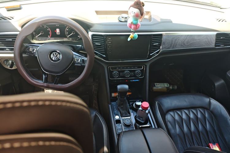 Used Volkswagen Teramont 2019 530 V6 Four-Wheel Drive Prestige Flagship Edition China V Standard Center Console