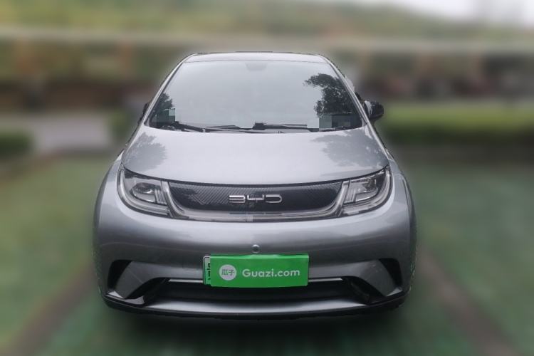 Used BYD Dolphin 2023 420 km Fashion Edition
