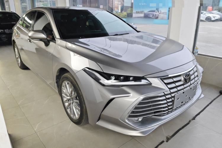 Used Toyota Avalon 2024 Dual-Motor 2.0L Luxury Edition

