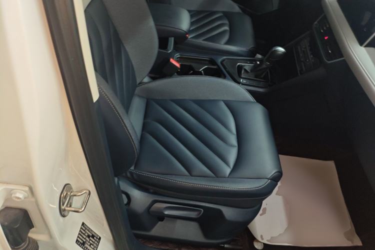 Used Volkswagen Tharu 2023 300TSI Two-Wheel-Drive Moonlight Edition