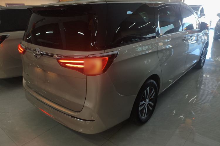 Used Buick GL8 2022 ES Landtrek 653T Luxury Edition
