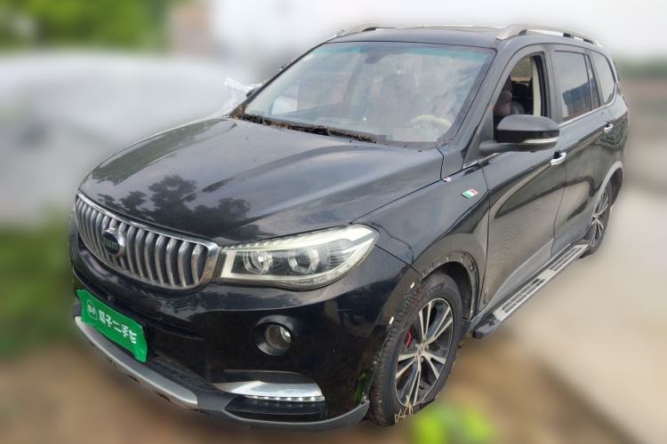 Used SWM X7 2016 1.8L Manual Luxury Edition 7 Seats