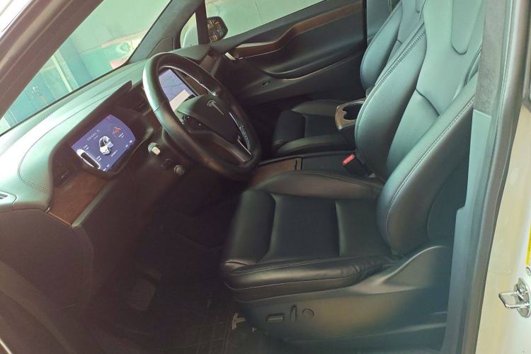 Used Tesla Model X 2019 Long-Range Version Left Front Seat
