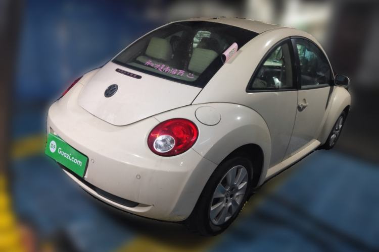 Used Volkswagen Beetle 
