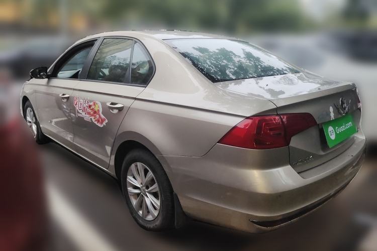 Used Volkswagen Bora 2016 1.6L Automatic Fashion Model
