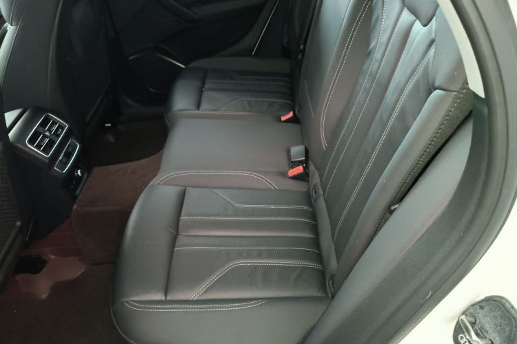 Used Audi Q5L 2023 40T Fashionable and Dynamic Edition
