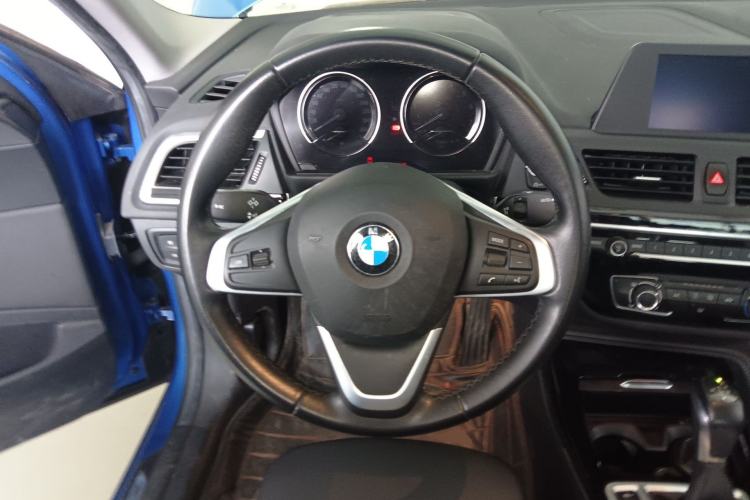 Used BMW 1 Series 2018 118i Sport Edition Steering Wheel