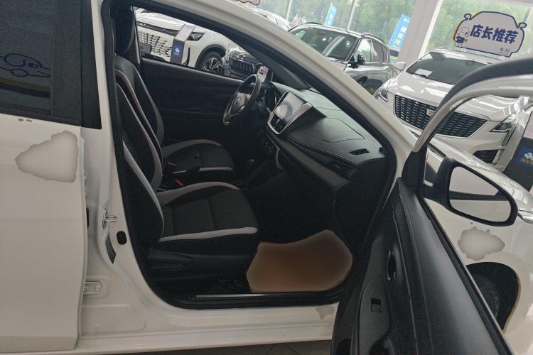 Used Toyota YARiS L Zhi Xiang 2022 1.5L CVT Leading PLUS Edition Right Front Seat