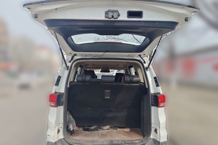 Used HYOSOW H3 2015 1.5L manual luxury version