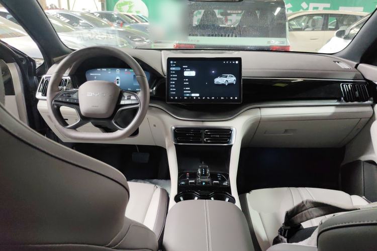 Used BYD Song PLUS New Energy 2025 EV Intelligent Driving Edition 520km Luxury Model