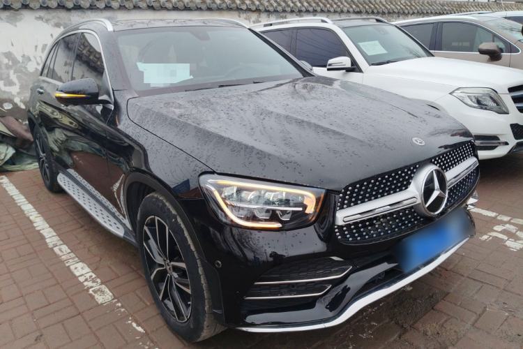 Used Mercedes-Benz GLC 2022 Second Facelift GLC 260 L 4MATIC Luxury Edition Front Right 45 Deg