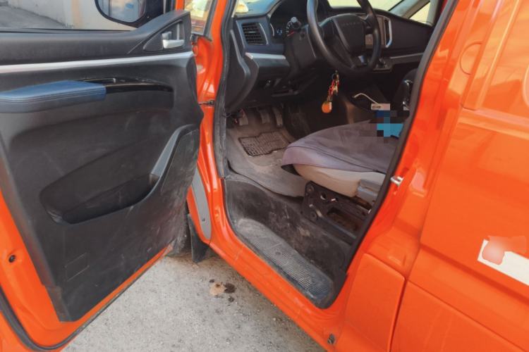 Used FORTHING Lingzhi 2022 V3 1.6L Base Model 2 Seats Driver Seat