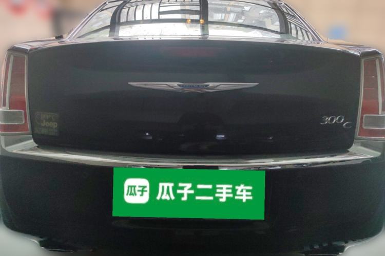 Used Chrysler 300C 2013 3.6L Luxury Edition Rear