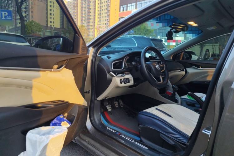 Used Buick GT 2016 15N Manual Luxury Version
