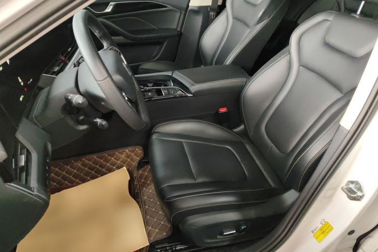 Used Bestune B70 2022 Third Generation 1.5T Automatic Enjoyment Version Left Front Seat