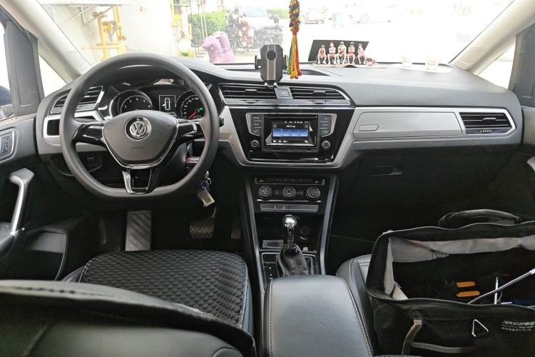 Used Volkswagen Touran 2016 Volkswagen Touran L 280TSI DSG Comfort Edition
