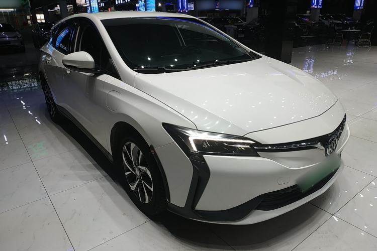 Used Buick Velite 6 2019 Connected Fashion Model Custom Edition