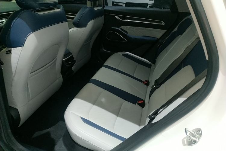 Used Geely Auto Emgrand 2022 4th Generation 1.5L CVT Flagship Model Left Rear Seat