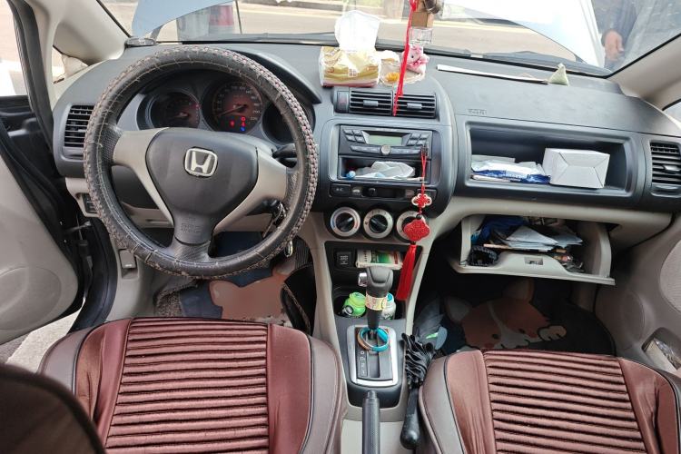 Used Everus S1 2011 1.3L Automatic Comfort Edition
