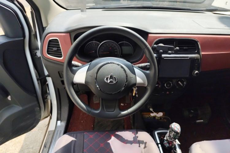 Used CHANGAN OSHAN Olisway 2014 X6 1.4L Manual Luxury Model
