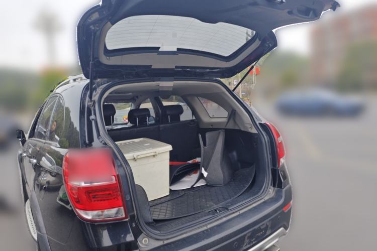 Used Chevrolet Captiva 2015 2.4L 4x4 Flagship Edition 7-Seater