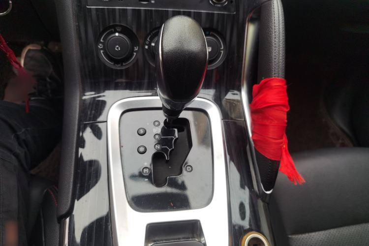 Used Peugeot 3008 2015 2.0L Automatic Classic Edition
