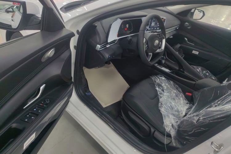 Used Hyundai Elantra 2023 1.5L CVT GLX Elite Edition