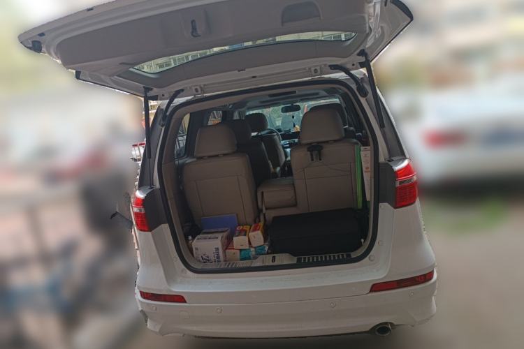 Used Honda Elysion 2012 2.4L VTi-S Prestige Edition Trunk