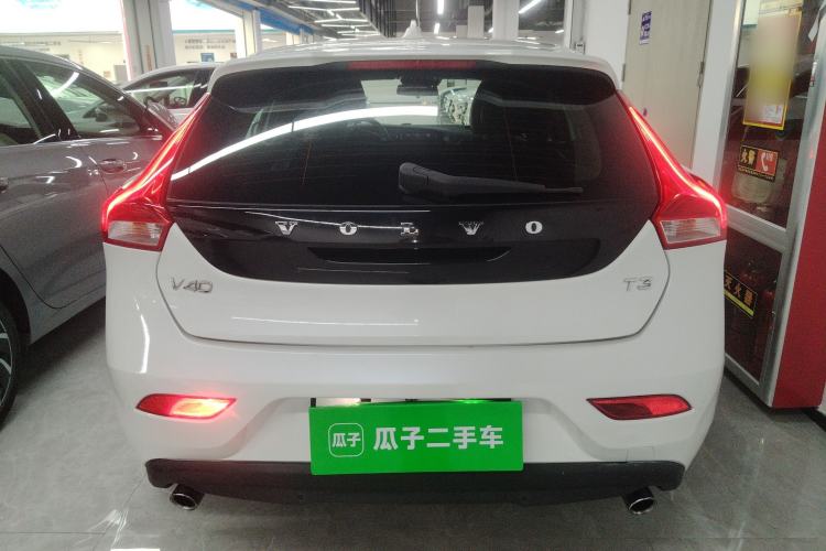 Used Volvo V40 2016 T3 Zhiyi Edition
