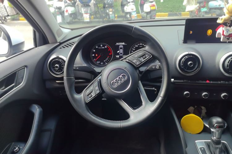 Used Audi A3 2017 Limousine 35 TFSI Fashion Model