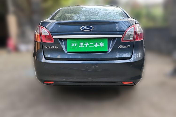 Used Ford Fiesta 2011 Sedan 1.5L Automatic Fashion Edition
